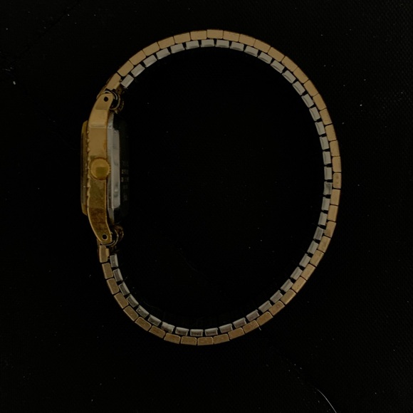 Pulsar Gold Rectangular Quartz Watch - Picture 3 of 5